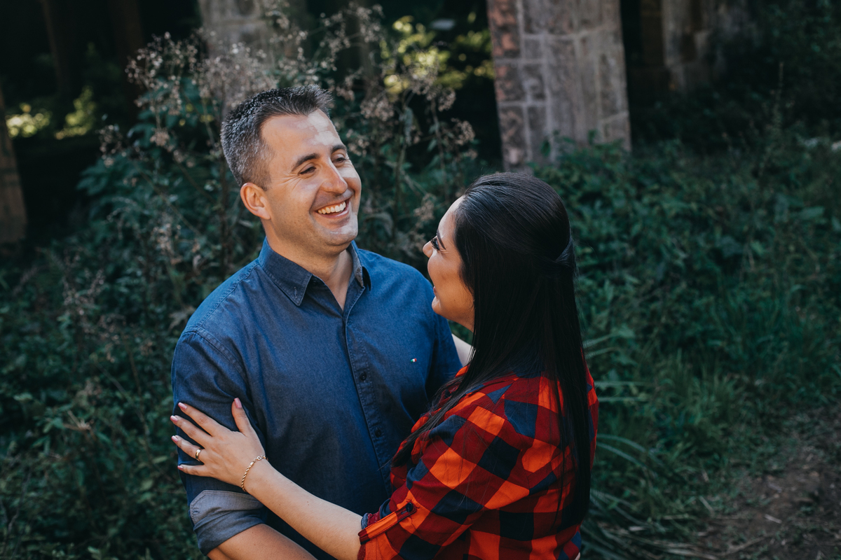 Maquiagem; Making of; Noiva; Noivo; Pré Wedding; Street Wedding; Celina Munhoz; Adriana Kruger; Manu Garcia; Camarim Madri; Wandering Wedding; São Francisco de Paula; Fotografia de Casal; Fotografia de Casamento; Pré Wedding; São Leopoldo; Ruinas Cassino;