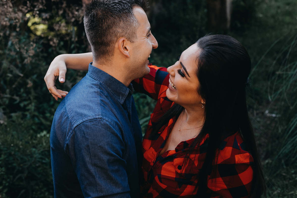 Maquiagem; Making of; Noiva; Noivo; Pré Wedding; Street Wedding; Celina Munhoz; Adriana Kruger; Manu Garcia; Camarim Madri; Wandering Wedding; São Francisco de Paula; Fotografia de Casal; Fotografia de Casamento; Pré Wedding; São Leopoldo; Ruinas Cassino;