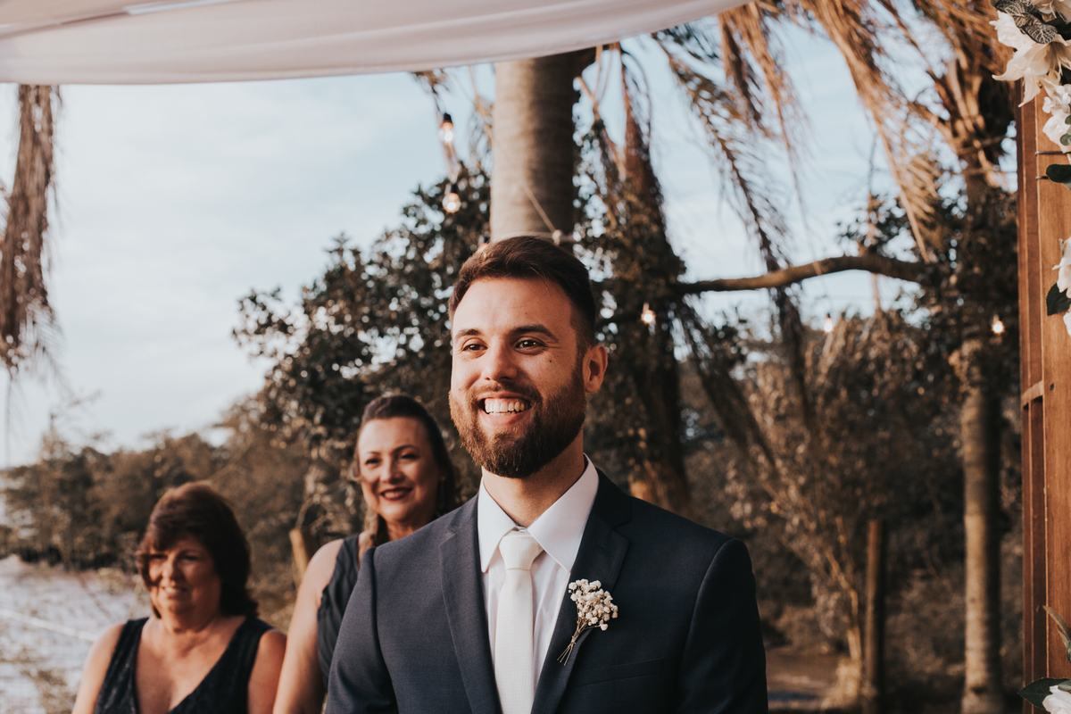 Maquiagem; Making of; Noiva; Noivo; Pré Wedding; Street Wedding; Celina Munhoz; Adriana Kruger; Manu Garcia; Camarim Madri; Wandering Wedding; São Francisco de Paula; Fotografia de Casal; Fotografia de Casamento; Pré Wedding; São Leopoldo; Ruinas Cassino;