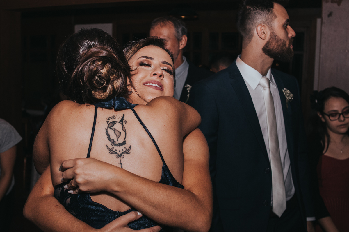 Maquiagem; Making of; Noiva; Noivo; Pré Wedding; Street Wedding; Celina Munhoz; Adriana Kruger; Manu Garcia; Camarim Madri; Wandering Wedding; São Francisco de Paula; Fotografia de Casal; Fotografia de Casamento; Pré Wedding; São Leopoldo; Ruinas Cassino;