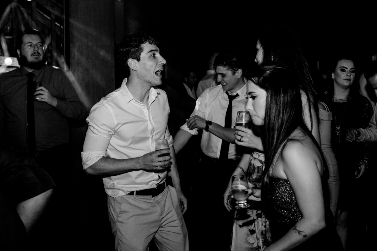 Maquiagem; Making of; Noiva; Noivo; Pré Wedding; Street Wedding; Celina Munhoz; Adriana Kruger; Manu Garcia; Camarim Madri; Wandering Wedding; São Francisco de Paula; Fotografia de Casal; Fotografia de Casamento; Pré Wedding; São Leopoldo; Ruinas Cassino;