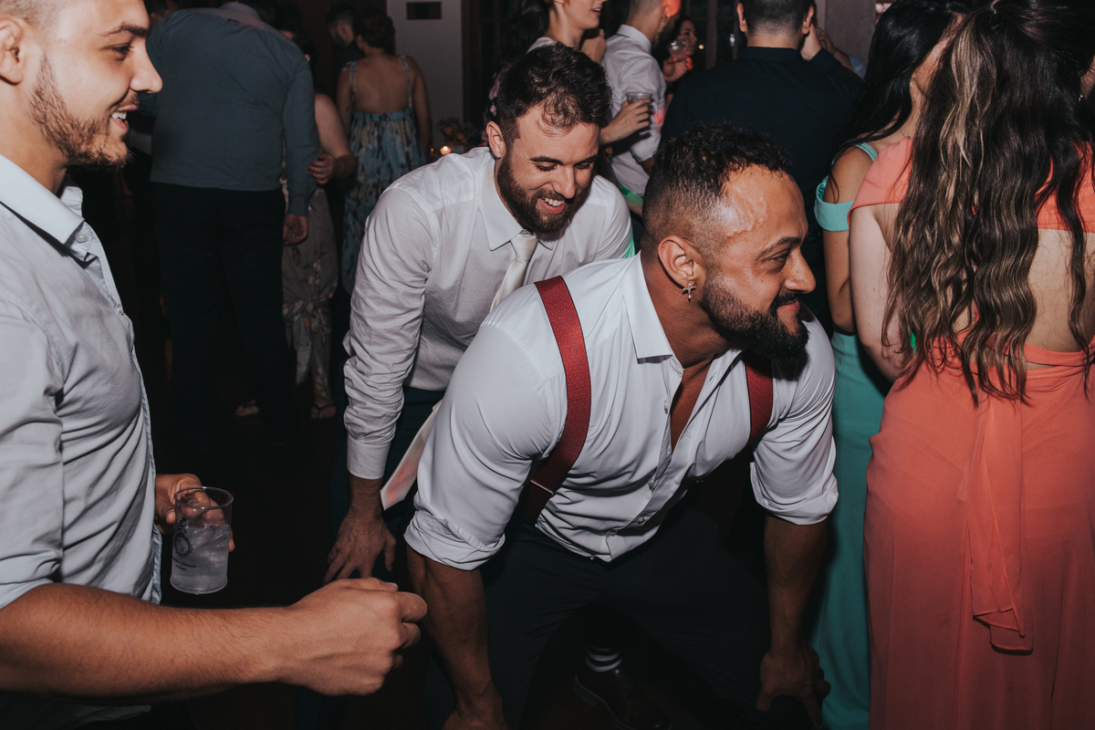 Maquiagem; Making of; Noiva; Noivo; Pré Wedding; Street Wedding; Celina Munhoz; Adriana Kruger; Manu Garcia; Camarim Madri; Wandering Wedding; São Francisco de Paula; Fotografia de Casal; Fotografia de Casamento; Pré Wedding; São Leopoldo; Ruinas Cassino;