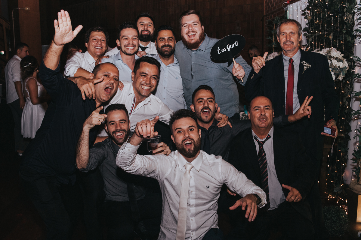 Maquiagem; Making of; Noiva; Noivo; Pré Wedding; Street Wedding; Celina Munhoz; Adriana Kruger; Manu Garcia; Camarim Madri; Wandering Wedding; São Francisco de Paula; Fotografia de Casal; Fotografia de Casamento; Pré Wedding; São Leopoldo; Ruinas Cassino;