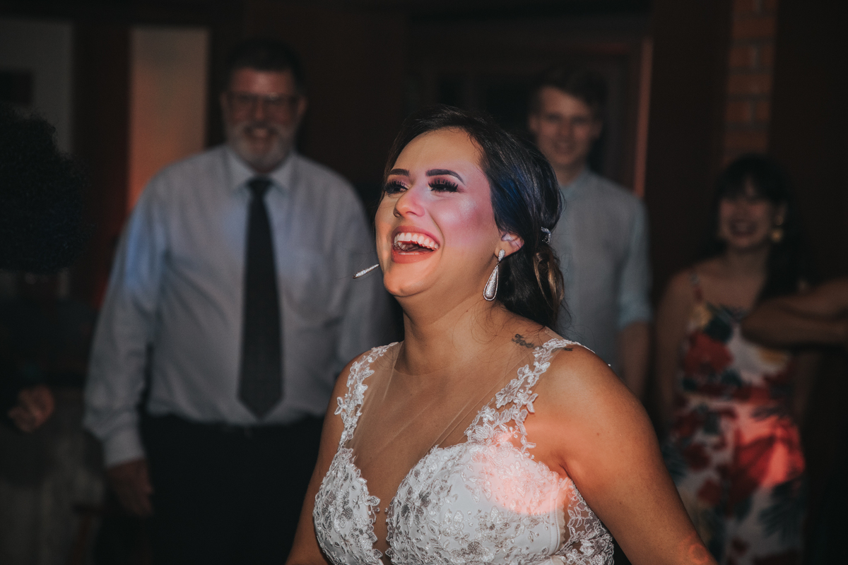 Maquiagem; Making of; Noiva; Noivo; Pré Wedding; Street Wedding; Celina Munhoz; Adriana Kruger; Manu Garcia; Camarim Madri; Wandering Wedding; São Francisco de Paula; Fotografia de Casal; Fotografia de Casamento; Pré Wedding; São Leopoldo; Ruinas Cassino;