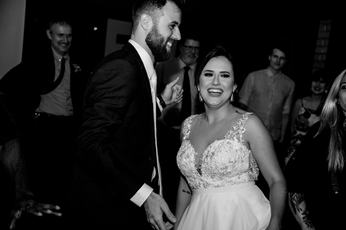 Maquiagem; Making of; Noiva; Noivo; Pré Wedding; Street Wedding; Celina Munhoz; Adriana Kruger; Manu Garcia; Camarim Madri; Wandering Wedding; São Francisco de Paula; Fotografia de Casal; Fotografia de Casamento; Pré Wedding; São Leopoldo; Ruinas Cassino;