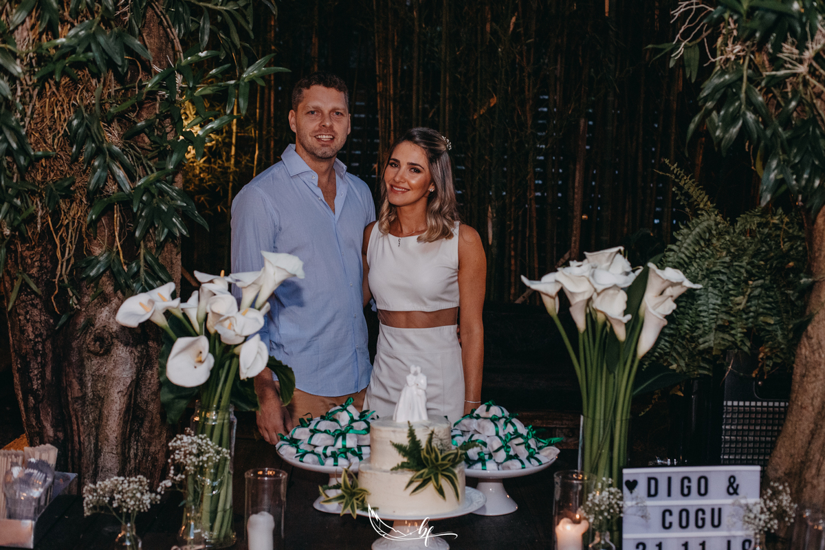 Maquiagem; Making of; Noiva; Noivo; Pré Wedding; Street Wedding; Celina Munhoz; Adriana Kruger; Manu Garcia; Camarim Madri; Wandering Wedding; São Francisco de Paula; Fotografia de Casal; Fotografia de Casamento; Pré Wedding; São Leopoldo; Ruinas Cassino;