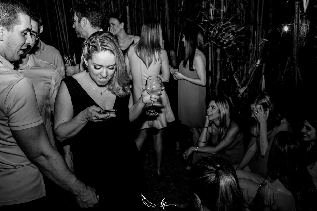 Maquiagem; Making of; Noiva; Noivo; Pré Wedding; Street Wedding; Celina Munhoz; Adriana Kruger; Manu Garcia; Camarim Madri; Wandering Wedding; São Francisco de Paula; Fotografia de Casal; Fotografia de Casamento; Pré Wedding; São Leopoldo; Ruinas Cassino;