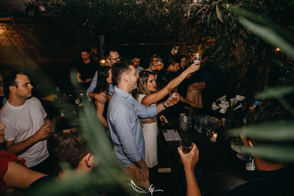 Maquiagem; Making of; Noiva; Noivo; Pré Wedding; Street Wedding; Celina Munhoz; Adriana Kruger; Manu Garcia; Camarim Madri; Wandering Wedding; São Francisco de Paula; Fotografia de Casal; Fotografia de Casamento; Pré Wedding; São Leopoldo; Ruinas Cassino;