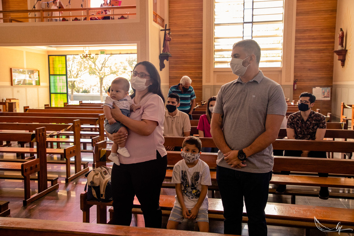 Paroquia Santa Catarina; Crisma; Primeira Eucaristia; Fotografia de Familia; Fotografo de Eventos; São Leopoldo; Novo Hamburgo; Dois Irmãos; Ivoti; Esteio; Fotografo de Batizado; Fotografia de Batizado; Batizado; Catedral Basilica São Luiz Gonzaga;