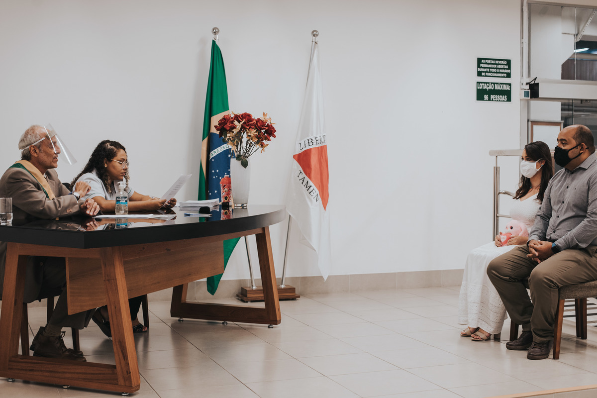 Maquiagem; Making of; Noiva; Noivo; Pré Wedding; Street Wedding; Celina Munhoz; Adriana Kruger; Manu Garcia; Camarim Madri; Wandering Wedding; São Francisco de Paula; Fotografia de Casal; Fotografia de Casamento; Pré Wedding; São Leopoldo; Belo Horizonte;