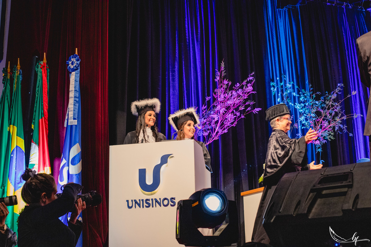 Feevale; Formatura; Fotografo de Formatura; Universidade Feevale; Novo Hamburgo; São Leopoldo; Colação de grau; Unisinos; Direito; Fotografia de Formatura; Uninter; Prova de Toga; Marketing; Medicina; Administração;