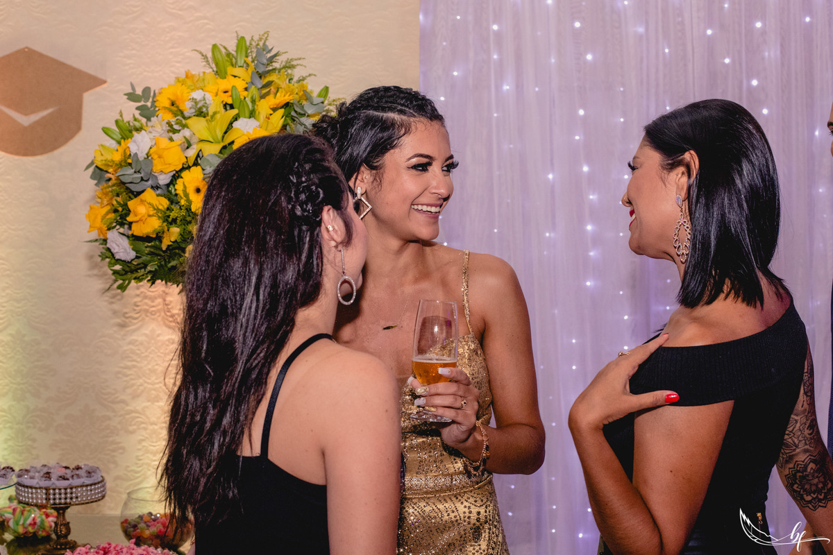 Feevale; Formatura; Fotografo de Formatura; Universidade Feevale; Novo Hamburgo; São Leopoldo; Colação de grau; Unisinos; Direito; Fotografia de Formatura; Uninter; Prova de Toga; Marketing; Medicina; Administração;