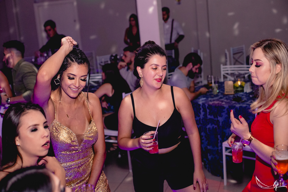 Feevale; Formatura; Fotografo de Formatura; Universidade Feevale; Novo Hamburgo; São Leopoldo; Colação de grau; Unisinos; Direito; Fotografia de Formatura; Uninter; Prova de Toga; Marketing; Medicina; Administração;