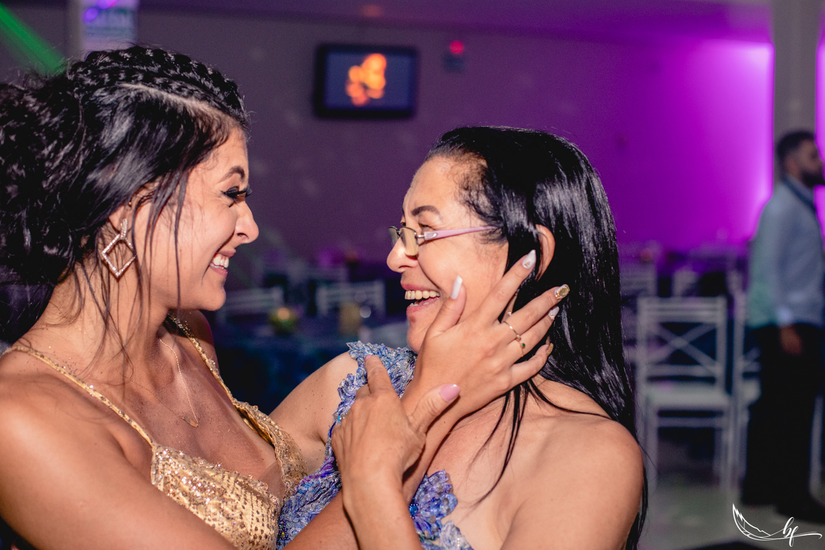 Feevale; Formatura; Fotografo de Formatura; Universidade Feevale; Novo Hamburgo; São Leopoldo; Colação de grau; Unisinos; Direito; Fotografia de Formatura; Uninter; Prova de Toga; Marketing; Medicina; Administração;