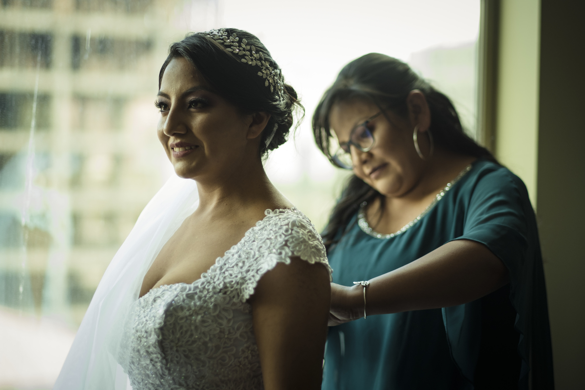 Boda de noche, Boda La Paz Bolivia, Catedral Castrense , La Castela, Fotografo de bodas La Paz Bolivia 