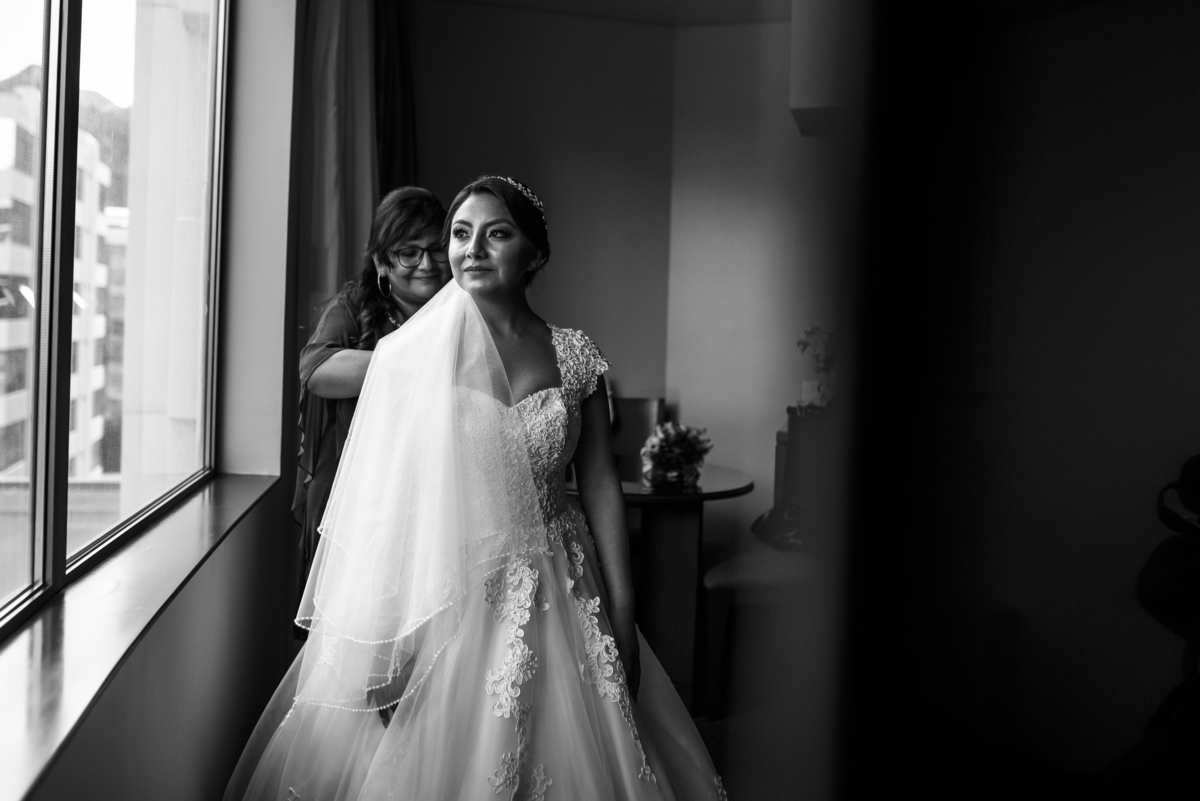 Boda de noche, Boda La Paz Bolivia, Catedral Castrense , La Castela, Fotografo de bodas La Paz Bolivia 