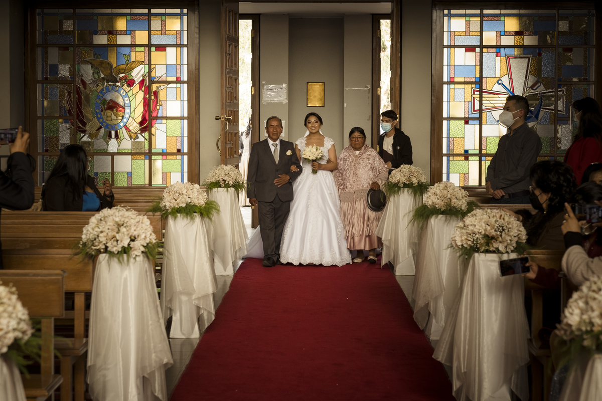 Boda de noche, Boda La Paz Bolivia, Catedral Castrense , La Castela, Fotografo de bodas La Paz Bolivia 