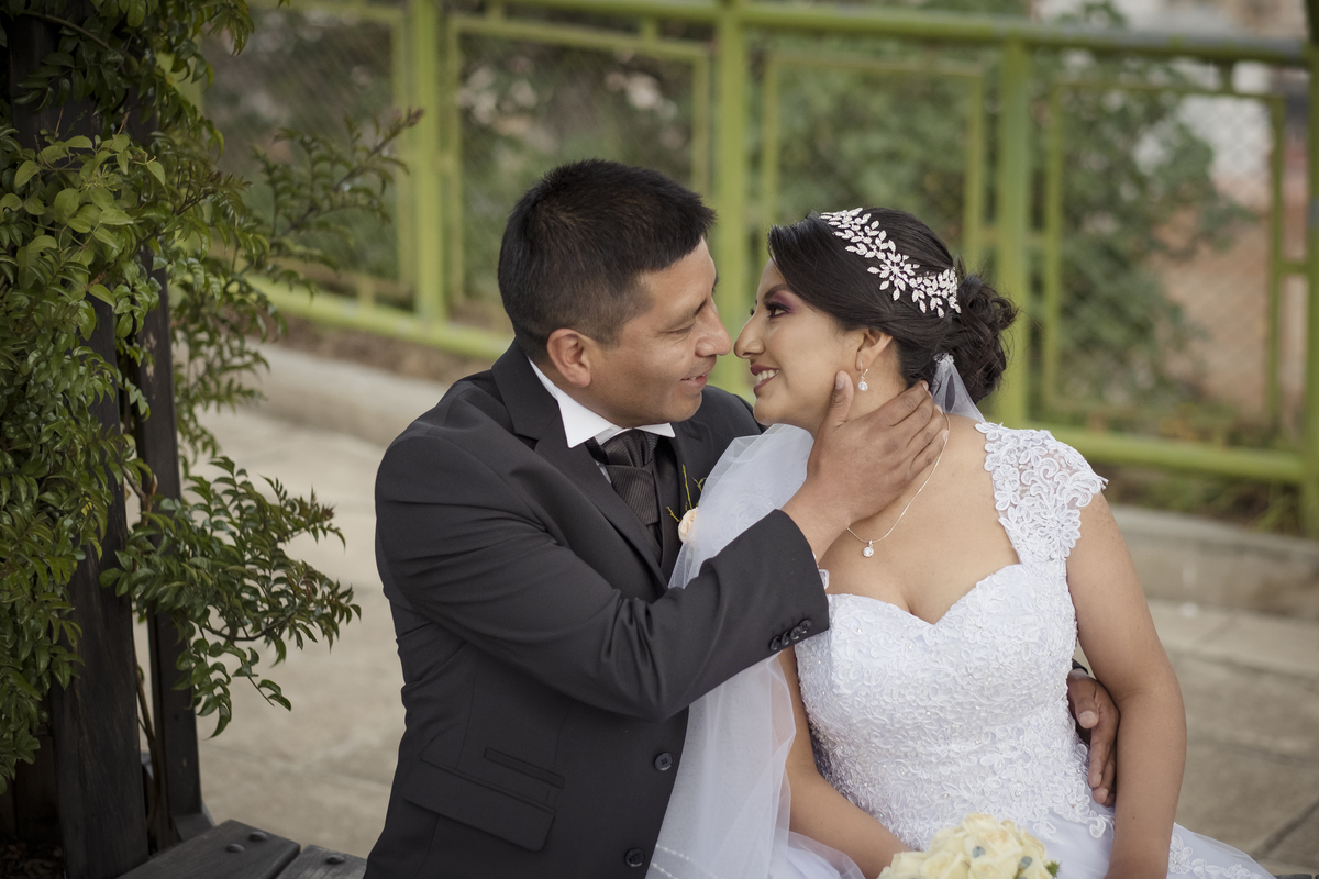 Boda de noche, Boda La Paz Bolivia, Catedral Castrense , La Castela, Fotografo de bodas La Paz Bolivia 