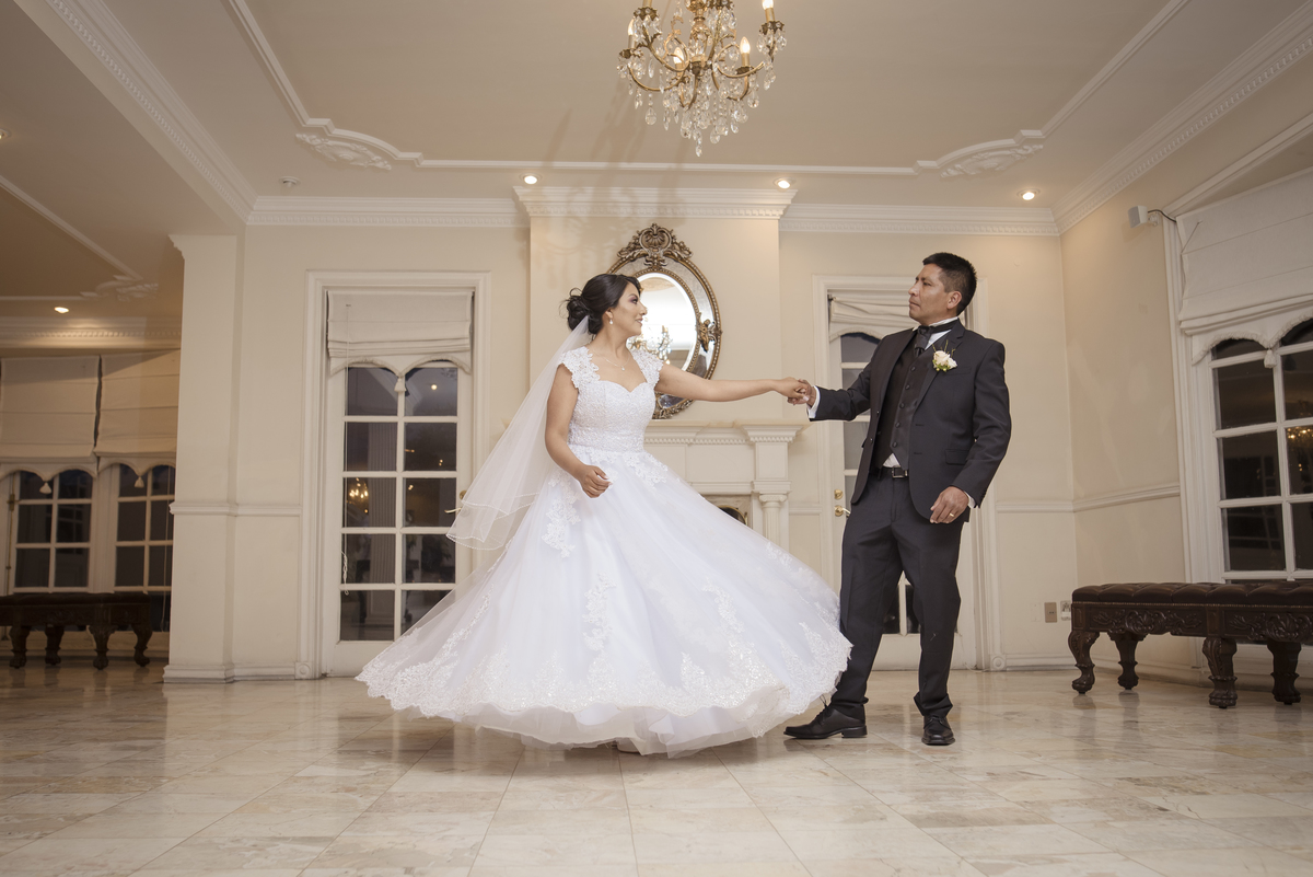 Boda de noche, Boda La Paz Bolivia, Catedral Castrense , La Castela, Fotografo de bodas La Paz Bolivia 