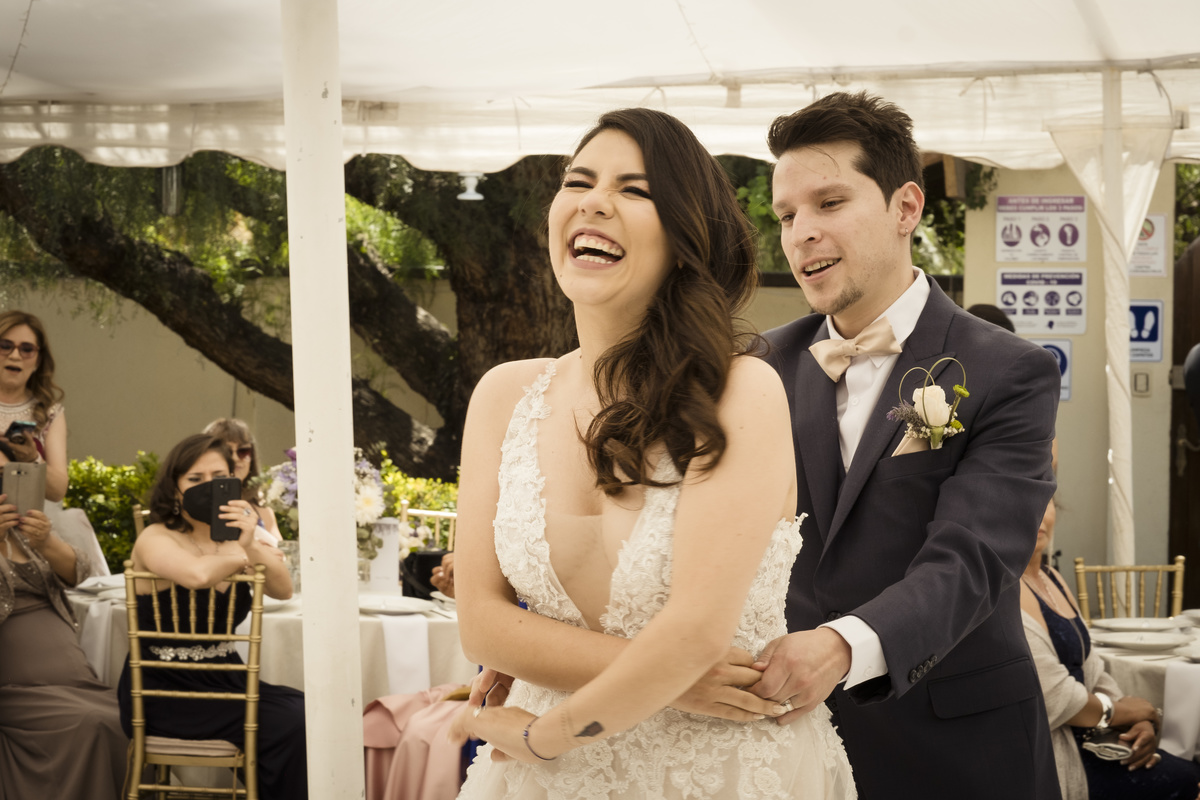 Fotografo de bodas La Paz Bolivia, Boda de dia, boda de jardin , boda rockera
