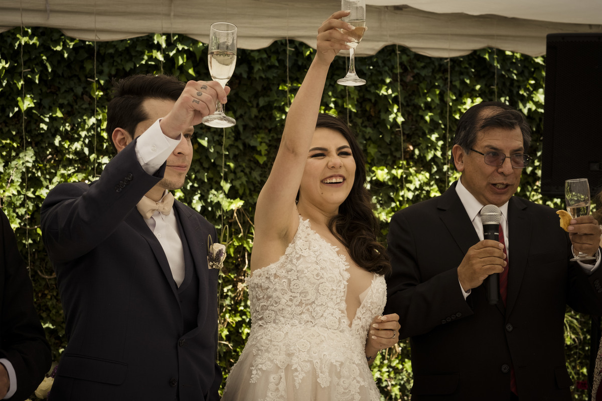 Fotografo de bodas La Paz Bolivia, Boda de dia, boda de jardin , boda rockera