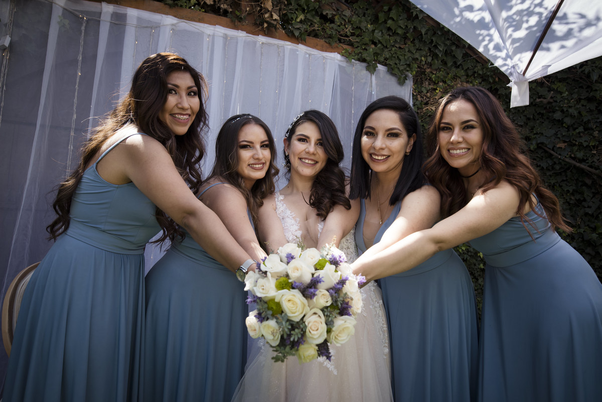 Fotografo de bodas La Paz Bolivia, Boda de dia, boda de jardin , boda rockera