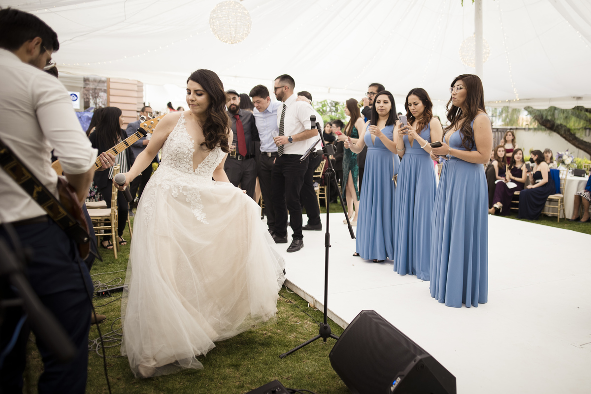 Fotografo de bodas La Paz Bolivia, Boda de dia, boda de jardin , boda rockera