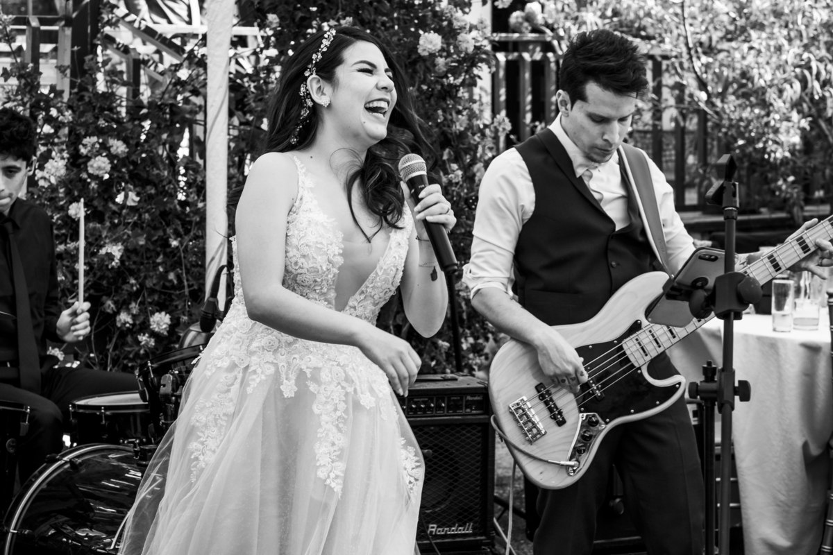 Fotografo de bodas La Paz Bolivia, Boda de dia, boda de jardin , boda rockera