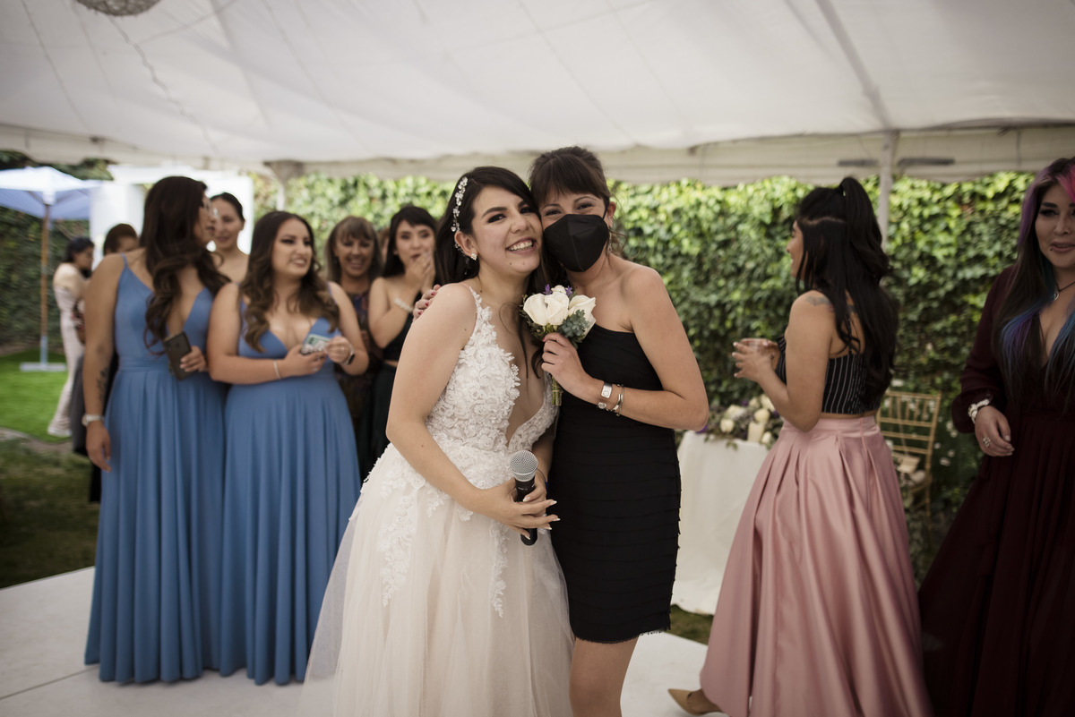Fotografo de bodas La Paz Bolivia, Boda de dia, boda de jardin , boda rockera