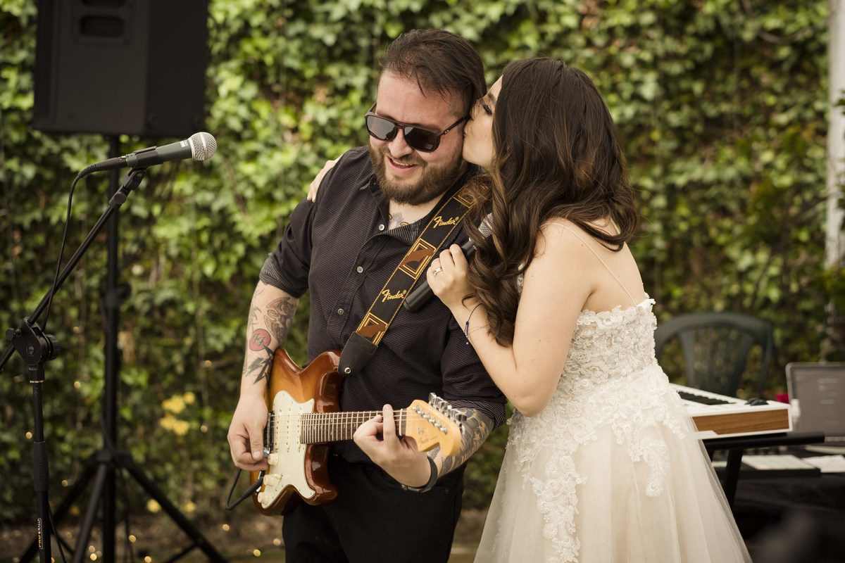 Fotografo de bodas La Paz Bolivia, Boda de dia, boda de jardin , boda rockera