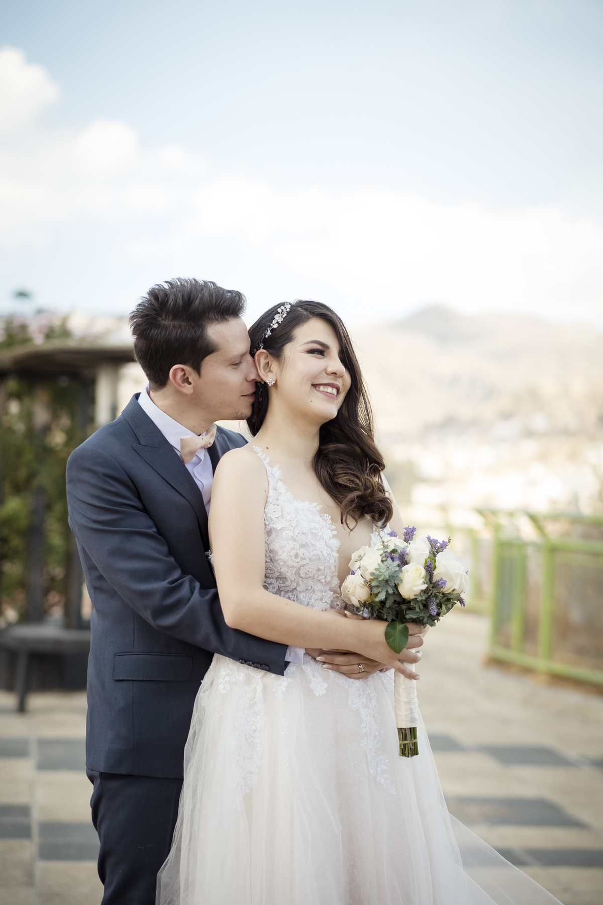 Fotografo de bodas La Paz Bolivia, Boda de dia, boda de jardin , boda rockera