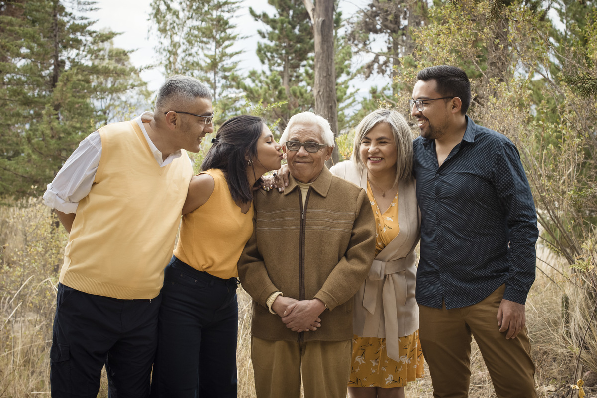 Fotografia de familias la paz bolivia, fotografo de familias, familia boliviana, bosque de auquisamaña 