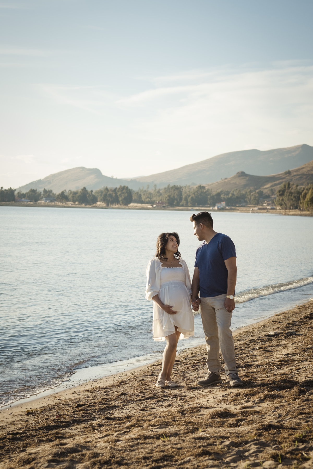 fotografia de familia, fotografia de parejas, Lago Titicaca, isla tortuga, La Paz Bolivia, Familia boliviana, Pkl Fotografia 