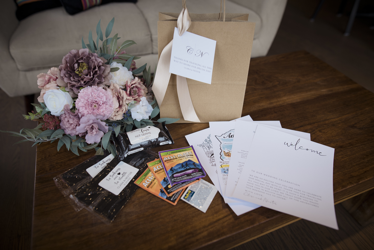 la paz bolivia, uyuni salt flats, slat flats wedding, boda salar de uyuni, destination wedding bolivia, Hotel Palacio de sal