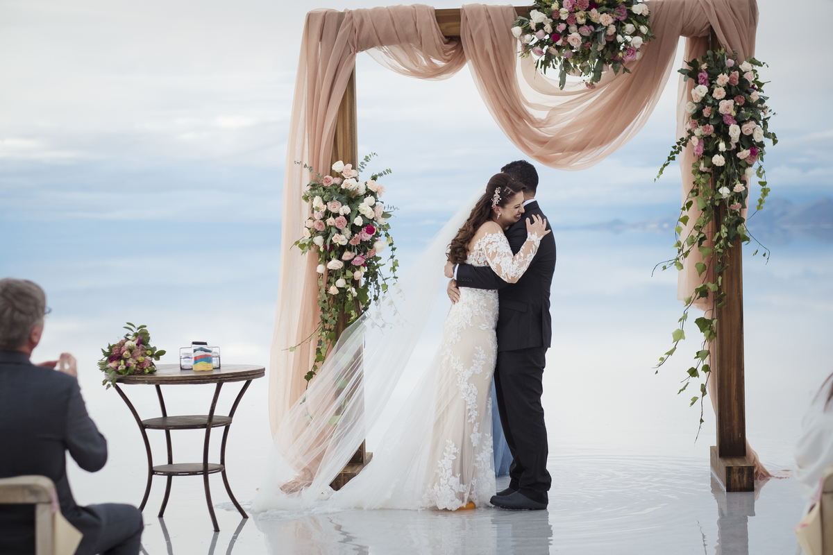 la paz bolivia, uyuni salt flats, slat flats wedding, boda salar de uyuni, destination wedding bolivia, Hotel Palacio de sal