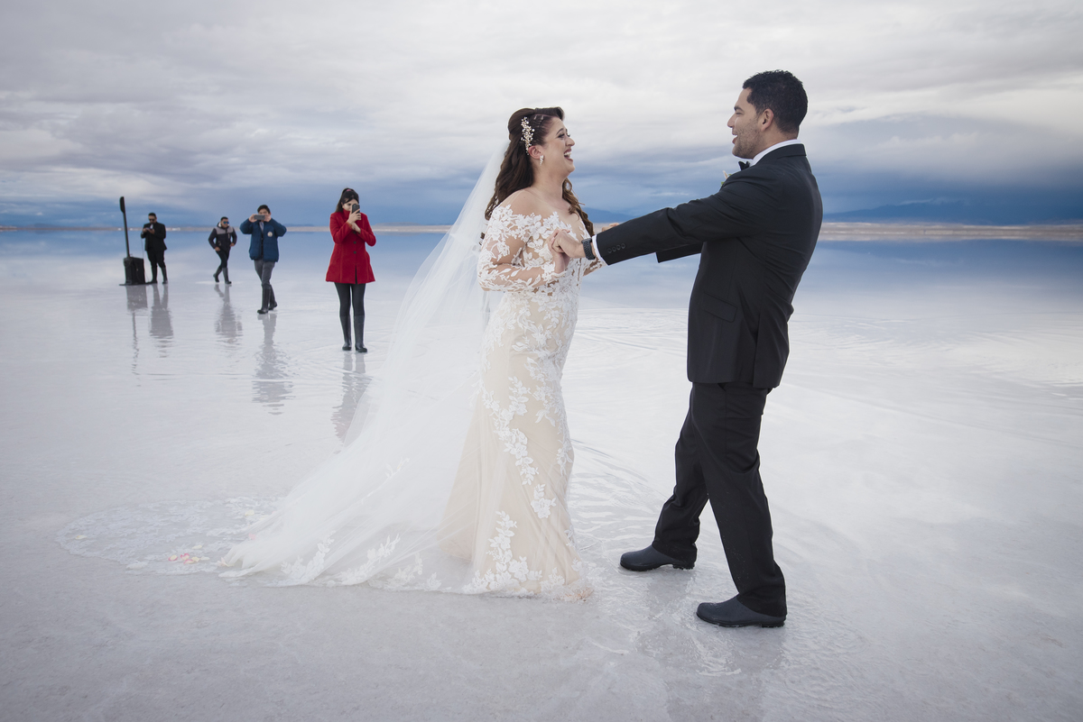 la paz bolivia, uyuni salt flats, slat flats wedding, boda salar de uyuni, destination wedding bolivia, Hotel Palacio de sal