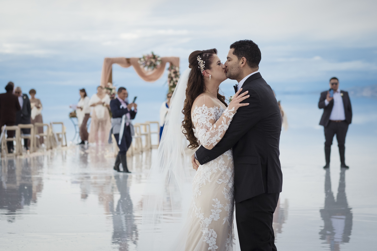 la paz bolivia, uyuni salt flats, slat flats wedding, boda salar de uyuni, destination wedding bolivia, Hotel Palacio de sal