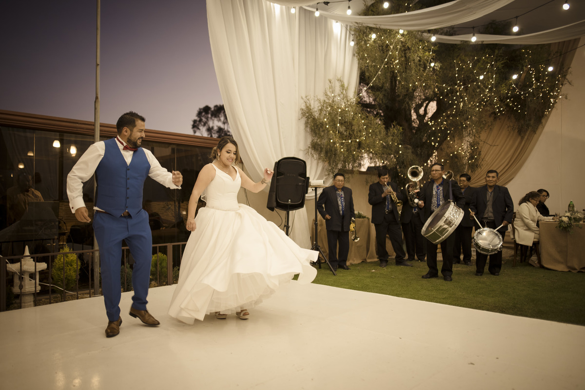 Boda de jardin intima en casa la paz bolivia, fotografode bodas la paz bolivia 