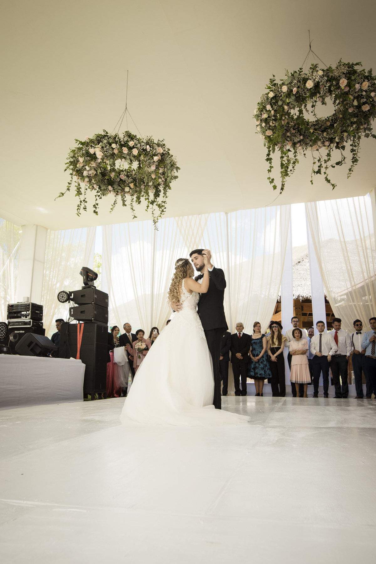Boda de dia, boda la paz Bolivia, Fotografía de bodas La Paz Bolivia, club de tenis La Paz.