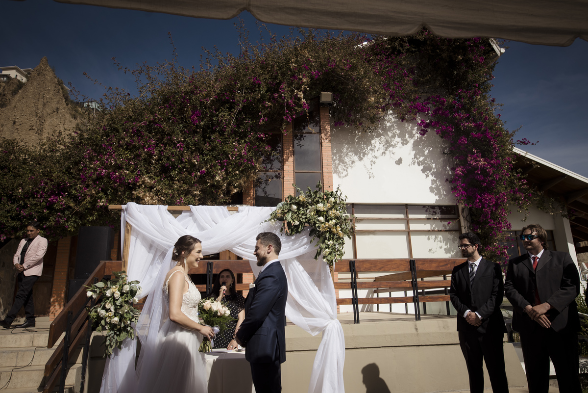 boda civil de jardin, club aleman de la paz, bolivia, fotografo de bodas la paz bolivia