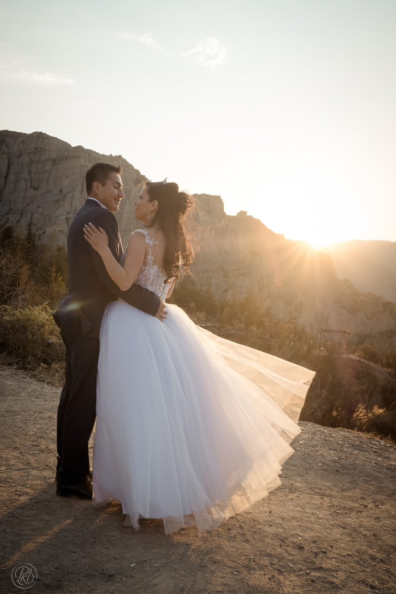 Fotografo de bodas La Paz Bolivia sesion al atardecer fotografia de boda 