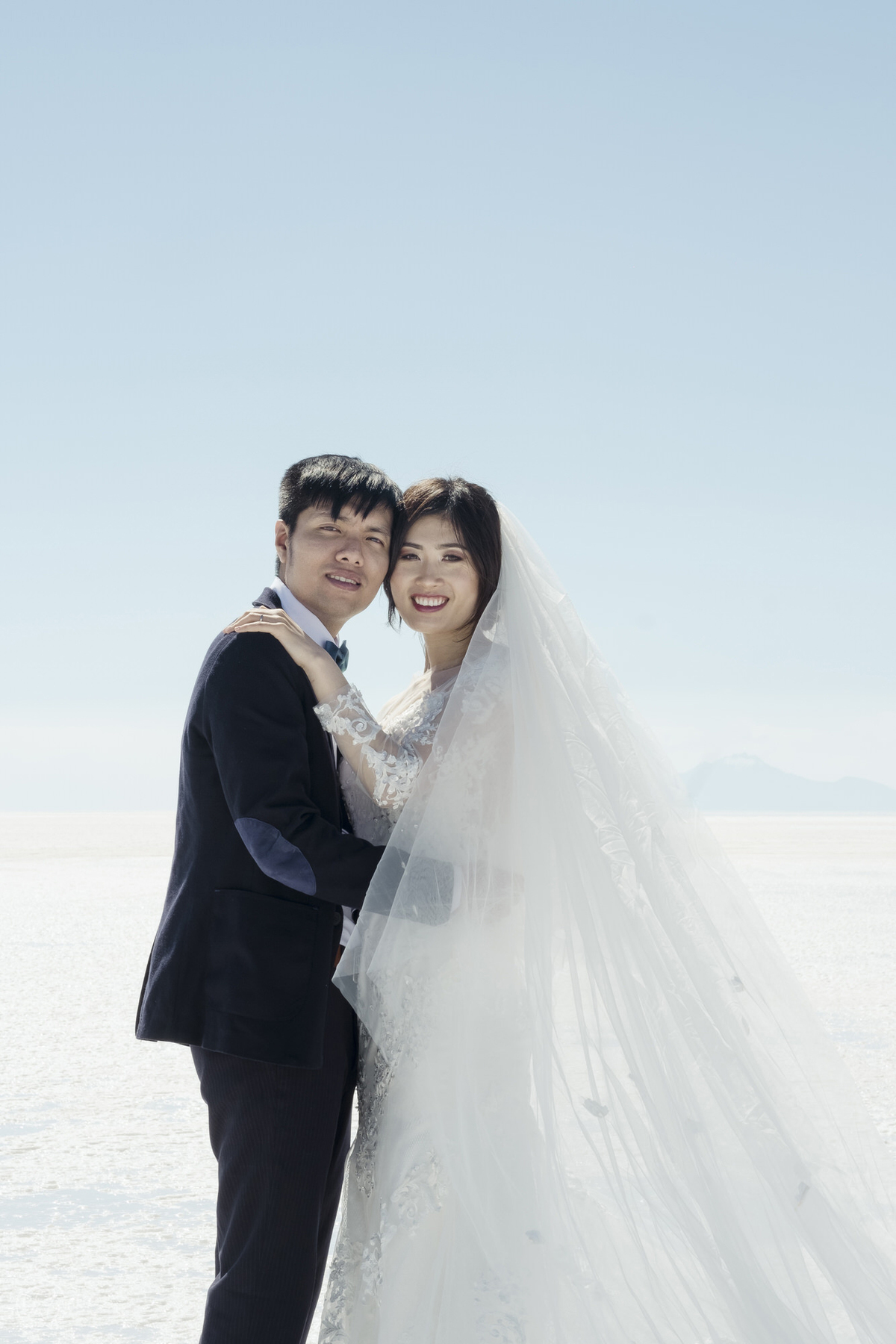 uyuni salt flats photographer- wedding photographer bolivia - fotografia de bodas Uyuni - salar de uyuni - pkl fotografia 