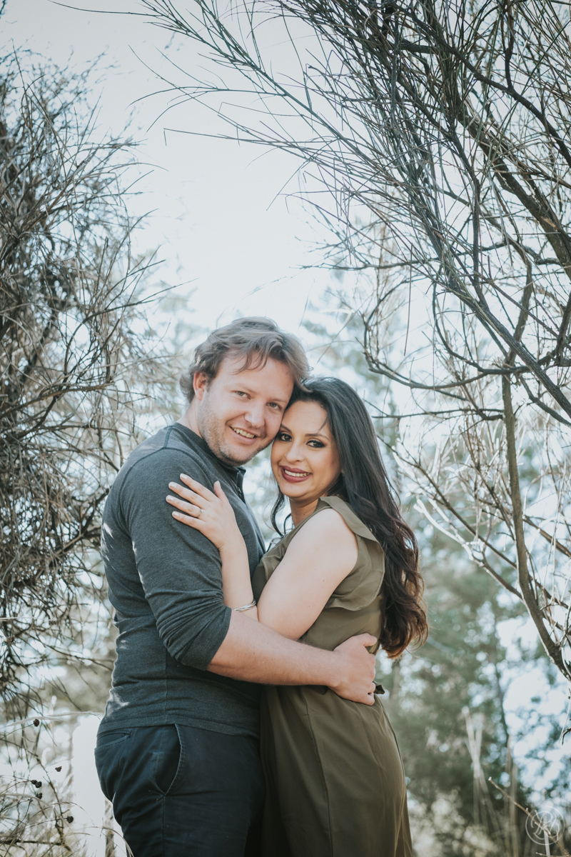 pkl fotografía pareja sesion de preboda,  en  el bosque. 