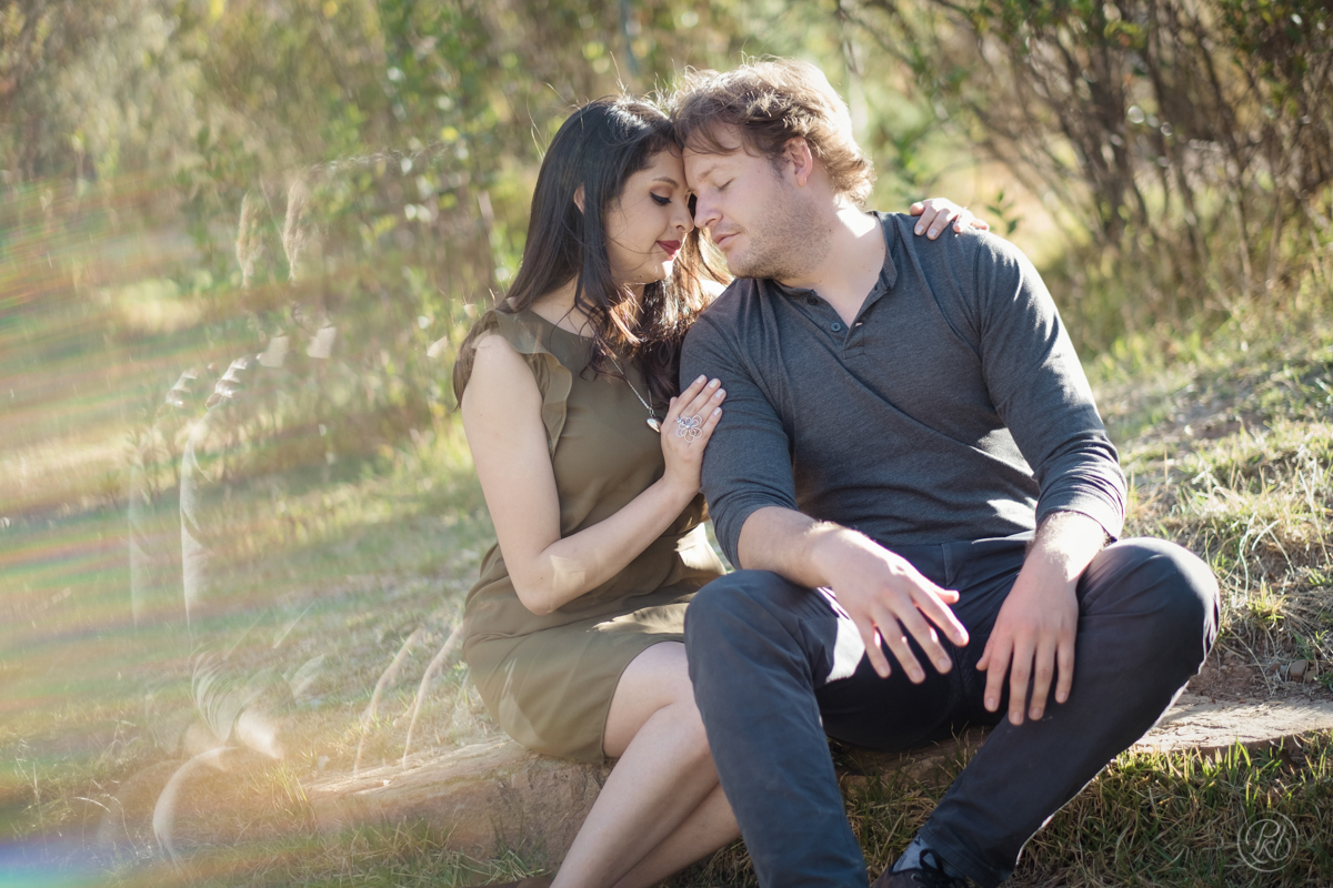 pkl fotografía pareja sesion de preboda,  en  el bosque. 