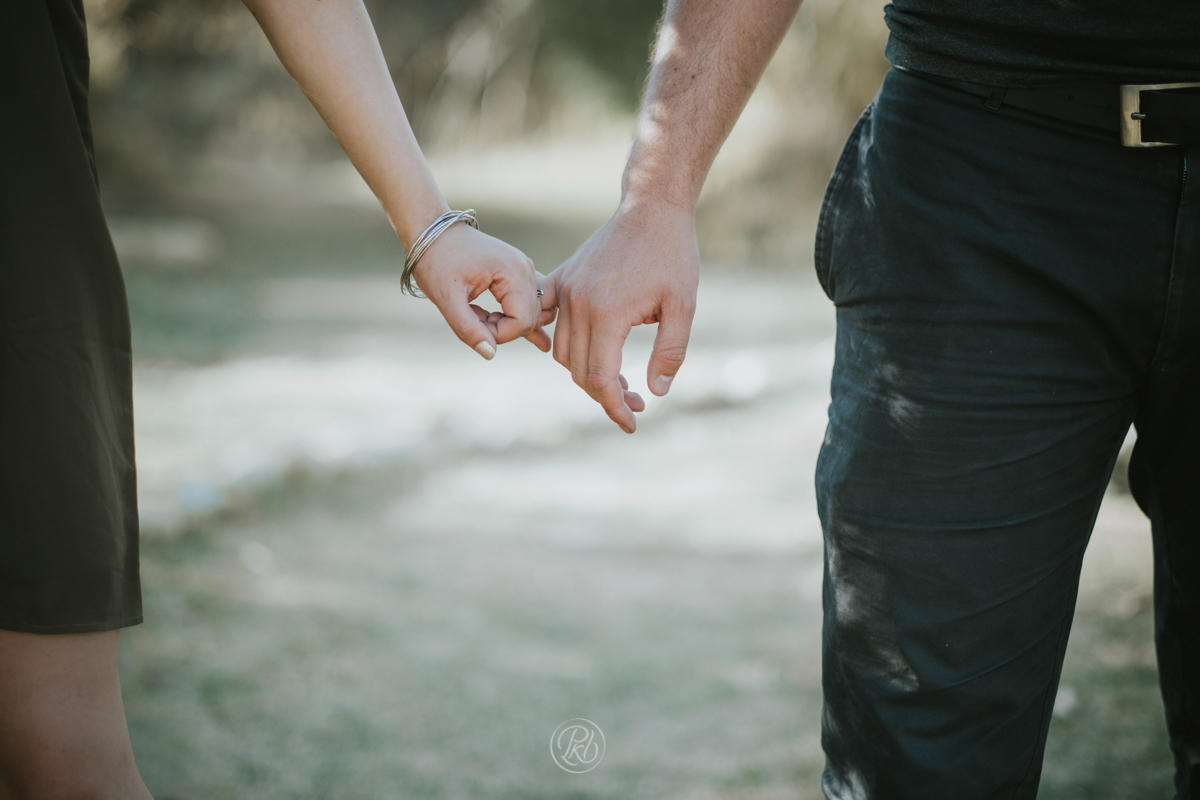 pkl fotografía pareja sesion de preboda,  en  el bosque. 