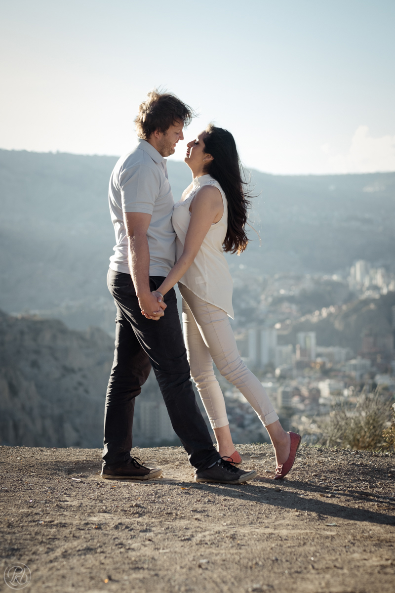 pkl fotografía pareja sesion de preboda,  en  el bosque. 
