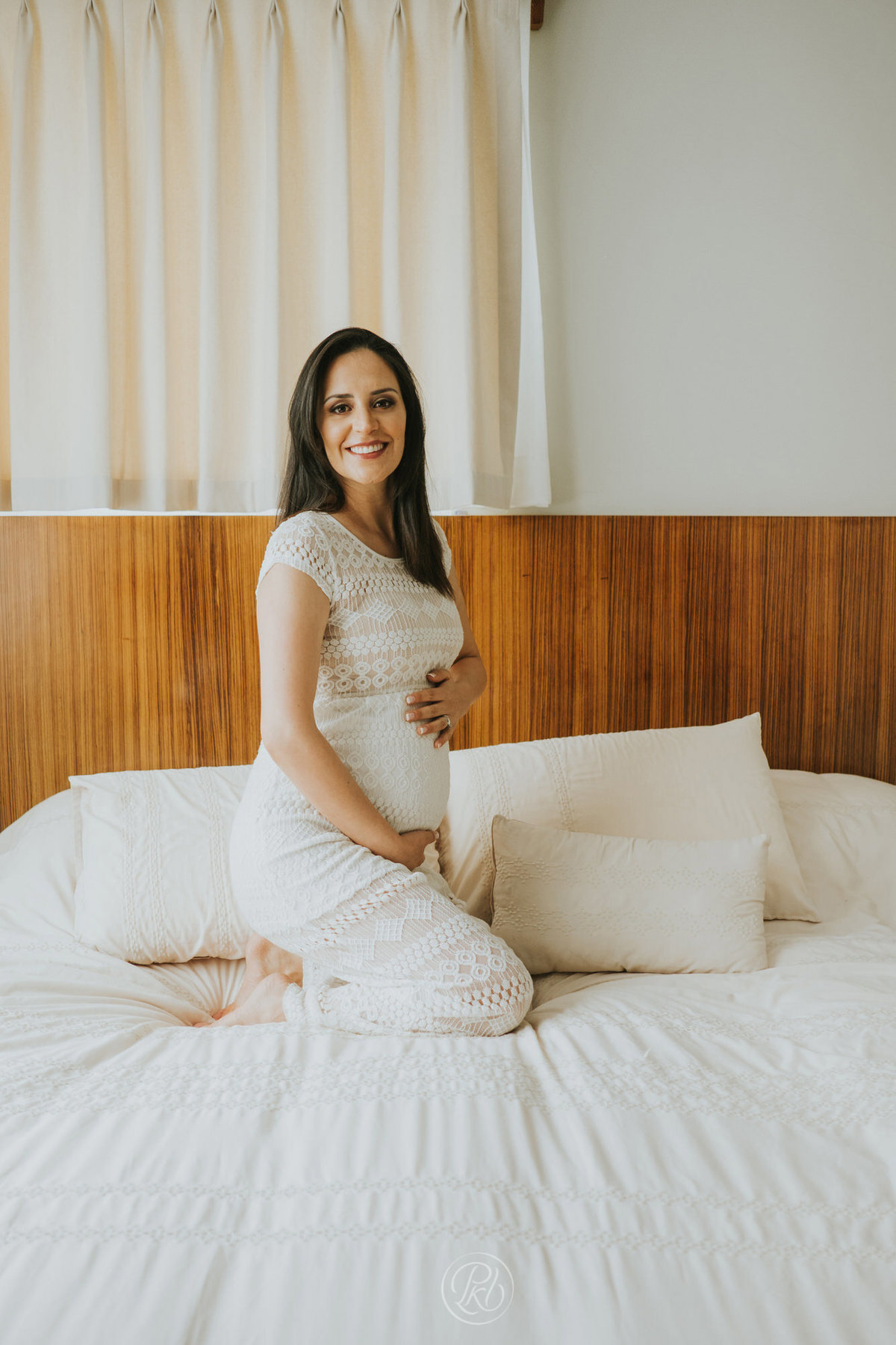 sesion de maternidad, embarazo, fotografia de embarazo, en casa, fotografo de familias la paz bolivia