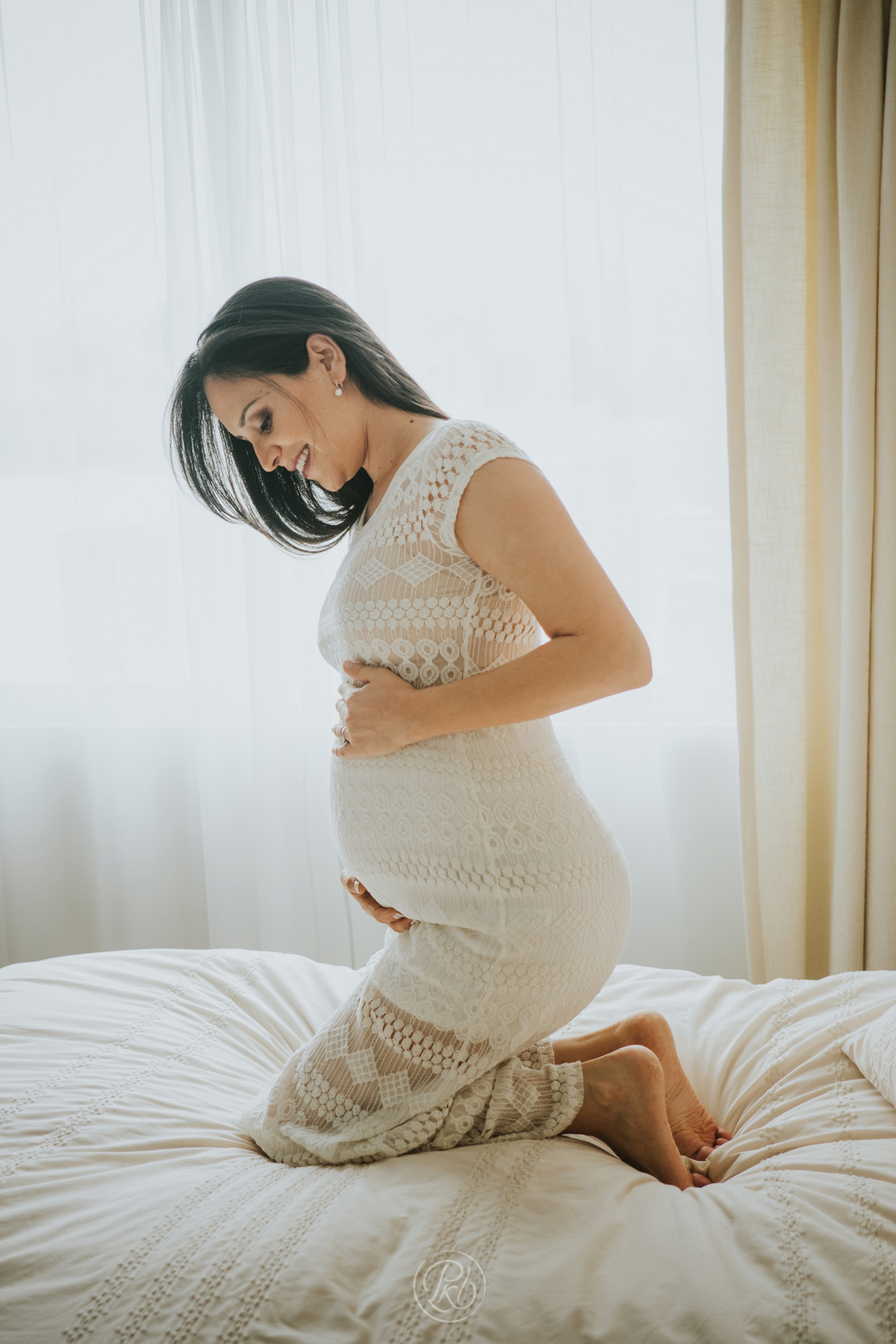 sesion de maternidad, embarazo, fotografia de embarazo, en casa, fotografo de familias la paz bolivia