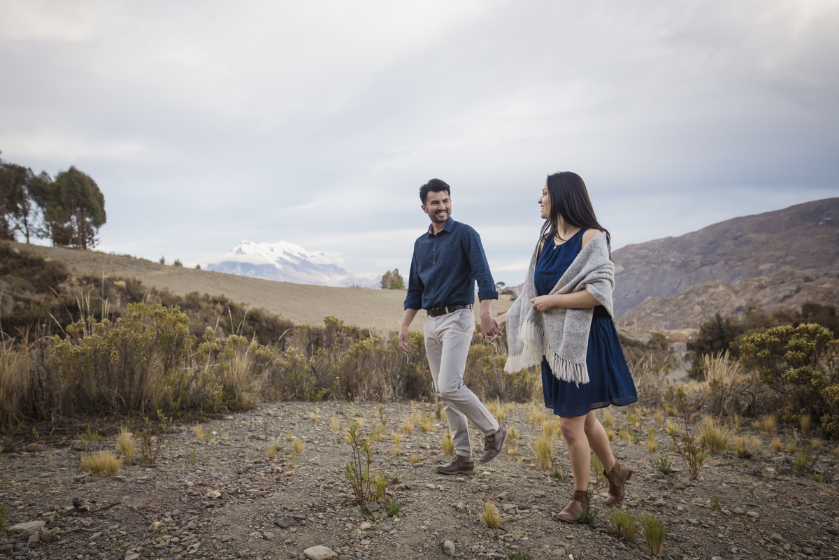 sesion de fotos de pareja La Paz Bolivia, Valle de las Animas fotografia de bodas Pkl Fotografia 