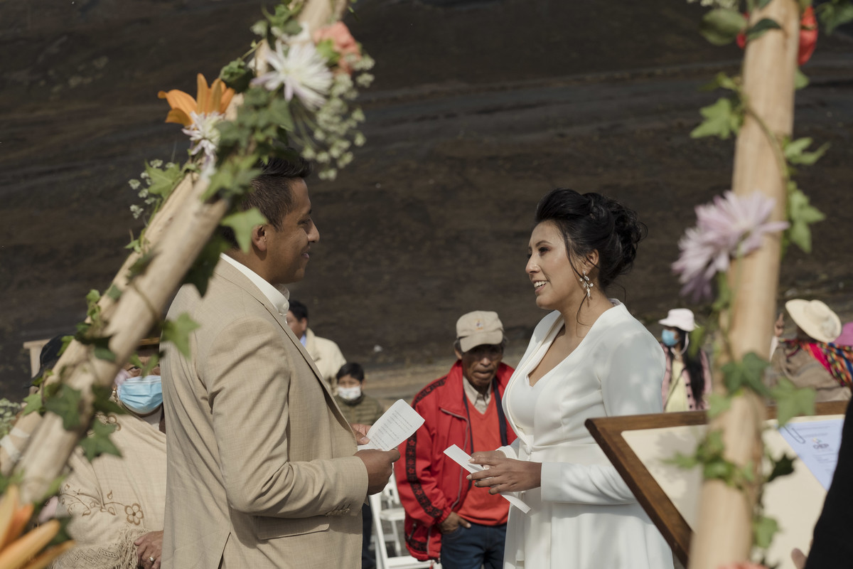 boda andina, boda la paz bolivia, boda de montaña, mountain elopement, andean wedding, bolivian wedding photographer, Fotografo de bodas la paz bolivia,